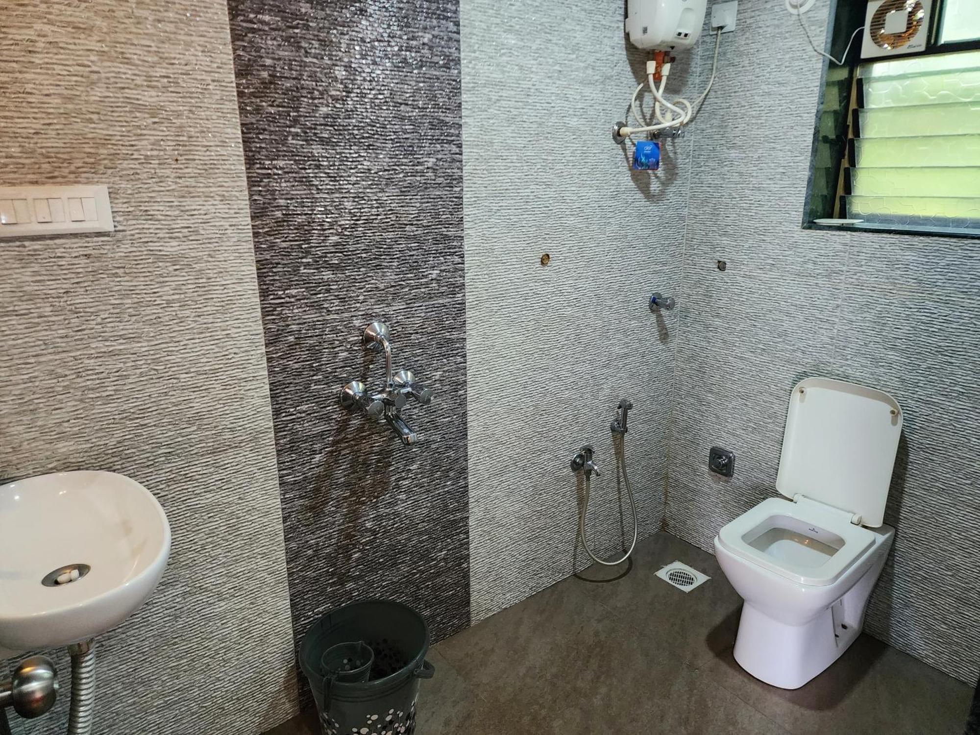 Red Stone Resort 阿里巴格 外观 照片